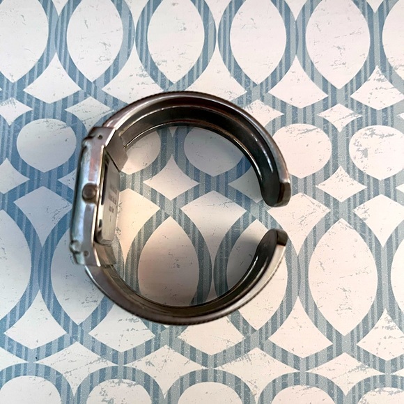 Premier Designs Watch - Picture 2 of 4